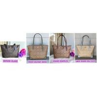 ราคา Coach แท้ ✔️ พร้อมส่ง กระเป๋าสะพายทรงโท้ท มีซิป | Coach Zip Top Tote in Signature Canvas (2558539134)