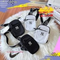 ราคา Themball mini cross bag New York Yankees (8313906824)