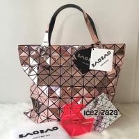 ราคา USED LIKE NEW BAO BAO ISSEY MIYAKE PLATINUM (92438940)