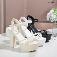 ราคา รองเท้าส้นหนา สูง 5 นิ้ว เสริมหน้า 2 นิ้ว คาดสายสาน หนังแก้ว เปิดหลังเท้า รัดข้อ น้ำหนักเบา (26370276847)