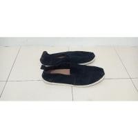 ราคา TOMS เบอร์ 44 รองเท้าหนังกลับ (23444482828)