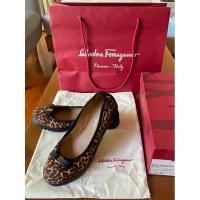ราคา รองเท้า Salvatore Ferragamo 9 1/2 M หนังม้า พิมพ์ลาย Leopard ของแท้ มือสอง (18991054520)