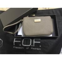 ราคา กระเป๋าสตางค์คล้องข้อมือ F.O.F มือ1 (443325651)