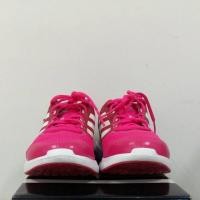 ราคา Adidas Duramo รองเท้าวิ่งผู้หญิง size UK6 สีชมพู มือสอง (1259122540)