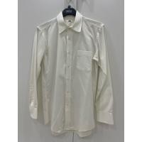ราคา เสื้อเชิ้ตสีขาวนวล(off white) Uniqloของแท้ มือสอง (มีตำหนิ) (26693605331)