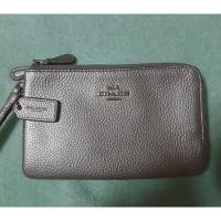 ราคา กระเป๋าสตางค์คล้องแขน coach แท้100% มือสอง (7917675438)