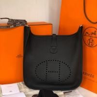 ราคา New Hermes evelyne pm in noir (6114821361)