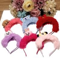 ราคา BT21 ที่คาดผม Full Soft Fluffy Fur BT21 ตุ๊กตา Pompom ที่คาดผมเกาหลีสีสันสดใสผ้าพันคอนุ่มอุปกรณ์เสริมผมสําหรับผู้หญิงสาวน่ารักคุณภาพ (12856125620)