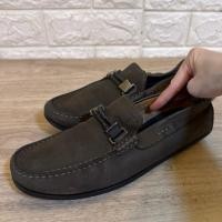 ราคา รองเท้าผู้ชายทรง loafer Tod’s ไซส์ 41 26 cm มือสอง ของแท้ 100% (27136425415)