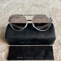 ราคา ส่งฟรี Marc by Marc Jacobs แท้ % (6341369817)