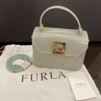 ราคา Furla Mini Bag กระเป๋ามินิ ของแท้ 100% (Used ใช้เองสภาพดี) (10903764793)