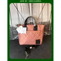 ราคา กระเป๋าถือ Anello & Legato Largo Quitting 2Way Tote Bag คอลเลคชั่นใหม่จาก Anello ดีไซน์โดดเด่นด้วยการเย็บเป็นตารางแบบนูน (3708686320)
