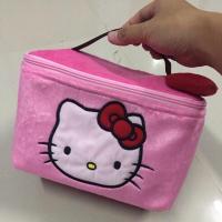 ราคา กระเป๋าเครื่องสำอางคิตตี้ (230360721)