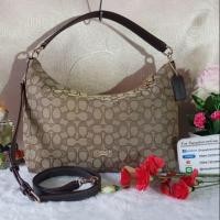 ราคา COACH F58284 EAST/WEST CELESTE CONVERTIBLE HOBO IN OUTLINE SIGNATURE (889702799)