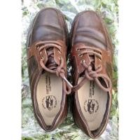 ราคา Hush Puppies รองเท้าหนังมัน สีน้ำตาล แบบผูกสาย ไซส์ 38 (24 ซม) งานมือสองสภาพดี (20935191487)