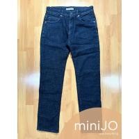 ราคา กางเกงยีนส์ Calvin Klein Jeans สีน้ำเงินเข้ม (ของแท้ มือสอง) (42003324317)