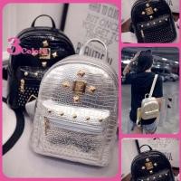 ราคา KD ส่งไวโกดังไทย กระเป๋าเป้สะพายหลังลายหนังจระเข้ ชิปสีทอง เงิน/ดำ (25302588014)