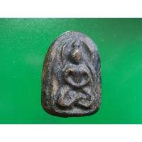 ราคา พระซุ้มเว้า ลป.บุญ วัดกลางบางแก้ว นครปฐม เนื้อดินเผา ทารักน้ำเกลี้ยง จารหลัง เนื้อเก่าแห้ง ขนาด 2x3 cm (290169) (57555574248)