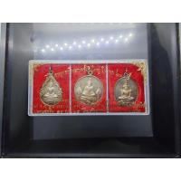 ราคา พระแก้วมรกต หลัง สมเด็จพระพุทธยอดฟ้ามหาราช รัชกาลที่ 1 เนื้อเงิน วัดพระเชตุพน ท่าเตียน กรุงเทพๆ ปี2525 พร้อมกล่องเดิม... (41868395614)