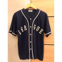 ราคา เสื้อเบสบอล Baseball Shirt สีกรม ไม่มีตำหนิสภาพ 95% เนื้อผ้าดีใส่สบาย เสื้อเบสบอลมือสองเจ้าของใช้เอง (4429511971)