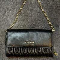 ราคา กระเป๋าสะพายข้าง miu miu ขนาด 10“ หนังแท้ทั้งใบ งานลุ้นแท้ตู้ญี่ปุ่น (24111908788)