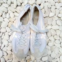 ราคา Onitsuka tiger mexico 66 สีเทา สีขาว พรีเลิฟ (29865162196)