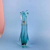 ราคา แจกันแก้วเป่า Iwata art glass | Emerald vase (20553785944)