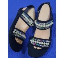 ราคา รองเท้าแตะรัดส้นงานแฟชั่น SCB Suecomma Bonnie sandals size:39/24.5 cm สภาพดี #รองเท้ามือสอง 805 (26758628745)