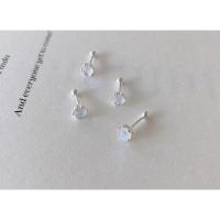 ราคา 287-goodgift_station-moonstone silver S925 screw earrings จิวต่างหูมูนสโตน (Moonstone) (17690992483)