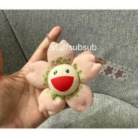 ราคา pre-order พวงกุญแจและเข็มกลัด Murakami ของแท้ จากญี่ปุ่น (29831355813)