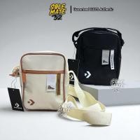 ราคา Converse คอนเวิร์ส กระเป๋าสะพายข้าง รหัส 1261873BU_S6CMXX / 1261873AU_S6BKXX ของแท้ (มือหนึ่ง ป้ายห้อย) (26582389277)