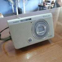 ราคา กล้องฟรุ้งฟริ้งในตำนาน Casio Exilim EX-ZR50 มือ2 ตามสภาพ พร้อมเปลี่ยนเปลี่ยนมือ ไปถ่ายกันให้ฟรุ้งฟริ้งเลยครับ (14681901348)
