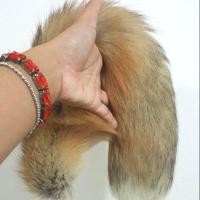 ราคา พวงกุญแจหางจิ้งจอกทอง ( Natural Golden fox fur tail keychain ) (1053568871)