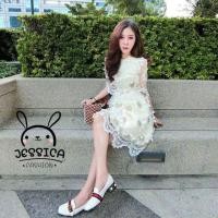 ราคา เดรสลูกไม้ปักดอกลอย 3D (1724049586)