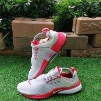 ราคา Nike​ Pesto​ มือสองของแท้​ 39​ 25cm (2371808790)