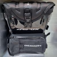 ราคา ลดล้างสต็อค กระเป๋าเป้คาดเอวDemon Jet + กระเป๋าDemonเล็ก Demon Yamaha Aerox 155 ของมีตำหนิ ราคาถูก (23627627277)