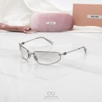 ราคา แว่นกันแดด Miu Miu รุ่น MUA50S สีเงิน 1BC8H1 ใหม่ ของแท้100% รับประกัน 2 ปีเต็ม พร้อมอุปกรณ์ครบ (49404453766)