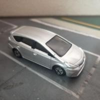ราคา รถเหล็ก โทมิก้า Tomica Tomy toyota prius (23306487552)