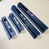 ราคา สคัพเพลท ชายบันได isuzu mu-x สีดำด้าน ใส่ปี 2021 - 2027 (50502215699)