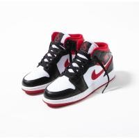 ราคา (พร้อมส่งของแท้ 100% )AIR JORDAN 1 MID METTALIC RED (9934377466)