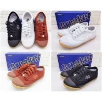 ราคา รองเท้าผ้าใบนักเรียน Breaker Futsal (2915343368)