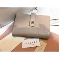 ราคา พร้อมส่งกระเป๋าสตางค์ RADLEY LONDON SALE ไม่มีอุปกรณ์ (2126808135)