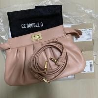 ราคา [มือสอง ไม่เคยใช้งาน] กระเป๋าสะพาย CC Double O (CC-OO) สีชมพูนู้ด (42702229335)