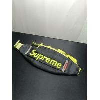 ราคา กระเป๋าคาดอก/คาดเอว แบรนด์ Supreme (สีดำ-เขียวสะท้อนแสง) (54906239546)