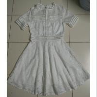 ราคา เดรสลูกไม้สีขาว มือ1 กระโปรงระบาย เดรสแขนสั้นสีขาว (2494190415)