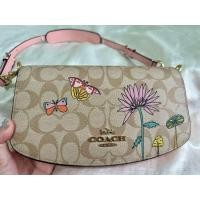 ราคา coach รุ่นใหม่ล่าสุด ไม่ซ้ำใคร แท้100% (28057737619)