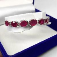 ราคา สร้อยข้อมือ ทับทิม Ruby พลอยแท้ ขนาด 6×8 มม. เจียระไน รูปไข่ จำนวน 11 เม็ด ตัวเรือนเงิน 925 ชุบทองคำขาว แบบรูด (7684754505)