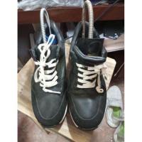 ราคา รองเท้าผ้าใบมือสองสีดำ (40955469676)