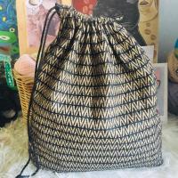ราคา มือสอง• ถุงผ้ากันฝุ่น Mario Valentino (54802777218)