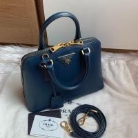 ราคา Prada alma 25 ปี14 สีน้ำเงิน สภาพดี (1883621593)